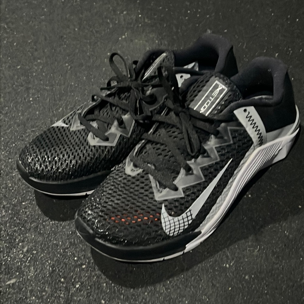 Nike Metcon lifting shoes, women size 9
